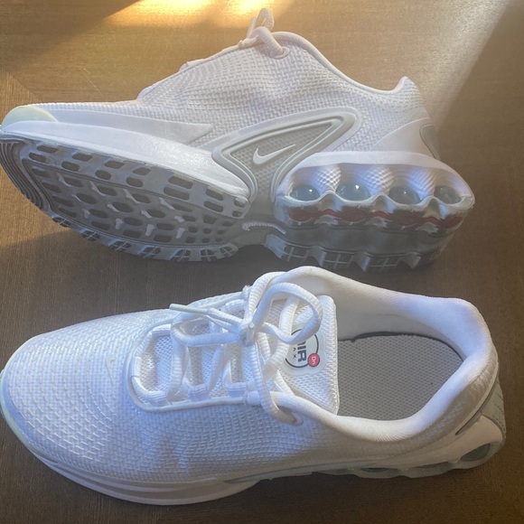 Nike Air Dn White and Gray Sneakers - Picture 3 of 6